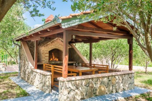 Vacation House Maslina