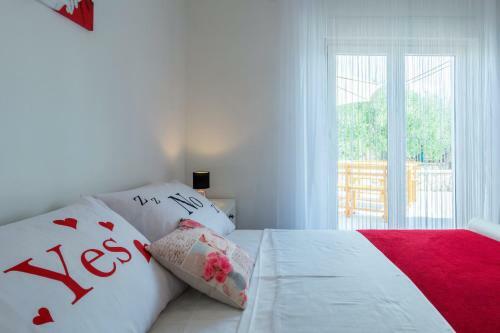 Vacation House Maslina