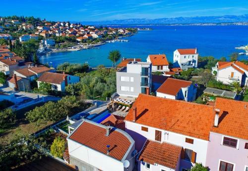 Apartments Sora - 80 M From Sea