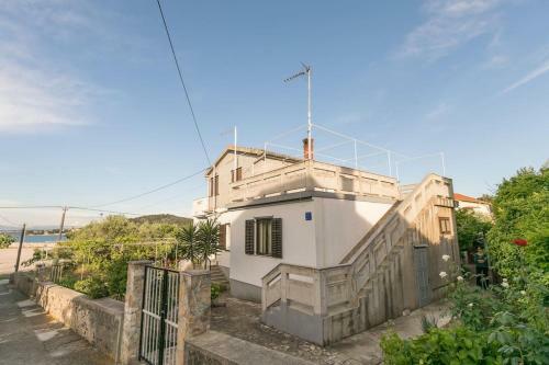 Apartment Mira #preko#free Parking#a/c