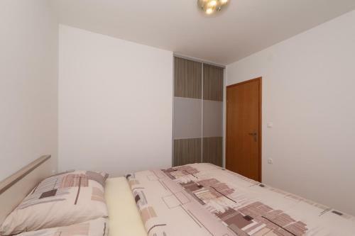 Apartment Dora