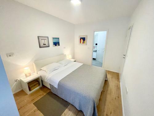 Villa Sol - With Private Pool And 30m From The Sea