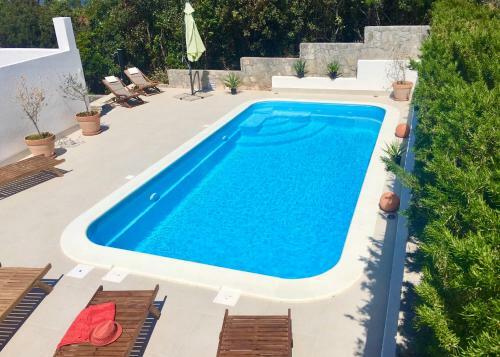 Villa Sol - With Private Pool And 30m From The Sea