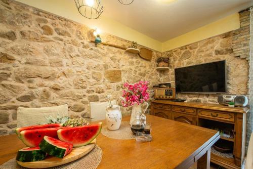 Holiday Home Stone Wall