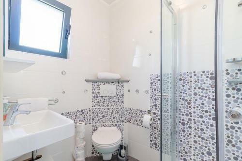 Villa Lelaina With Private Pool And 3 Km From The Beach
