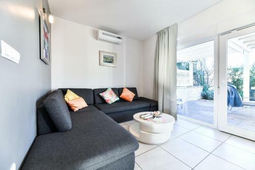 Deluxe Triplex Antea