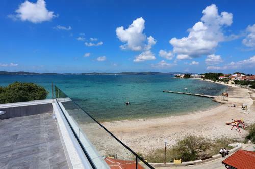 Apartmani Marina S Pogledom, Suko?an