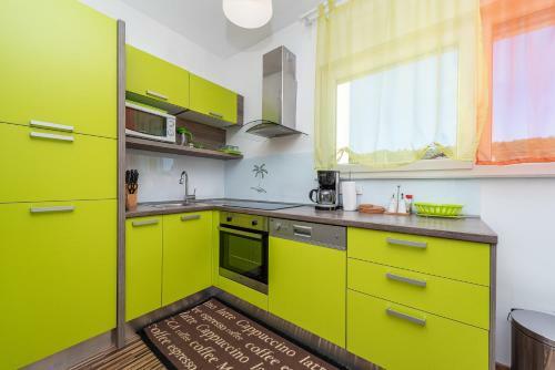Antonio Apartments