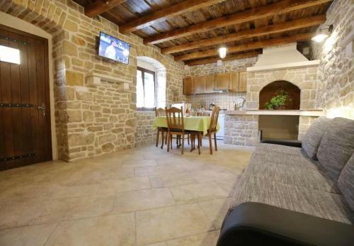 Holiday Home Josi - Modern Old
