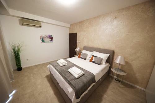 Hostal Beachfront Apartments And Rooms