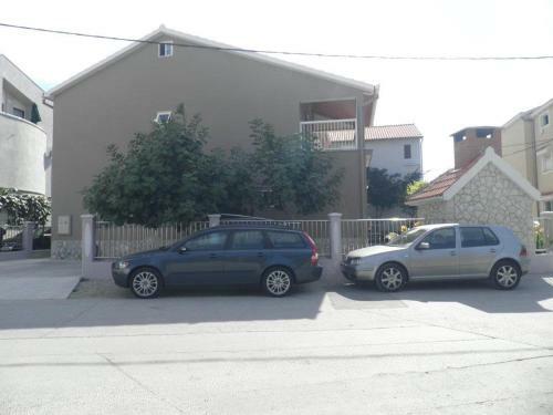 Hostal Guest House Karlo