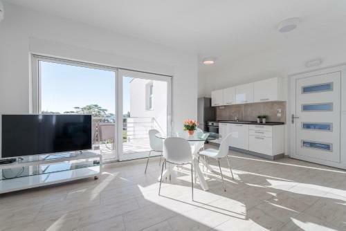 Villa Amfora - First Row By The Sea