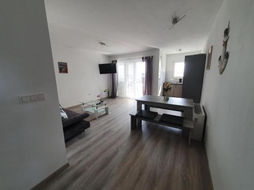 Apartments Villa M&m 2