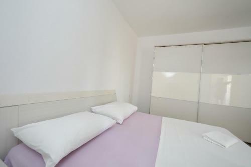 Hostal Holiday House Andrija