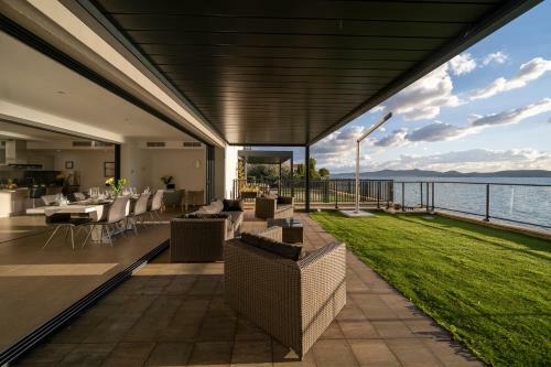 Villas La Mer, Veritas