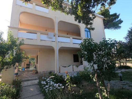 Apartmani Bosiljka
