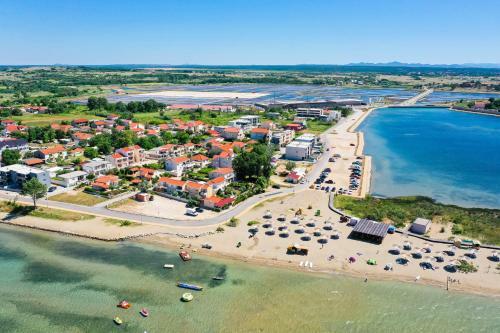 Beach Paradise 5 Stars Apartments