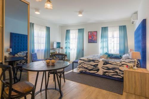 Apartments Mihael