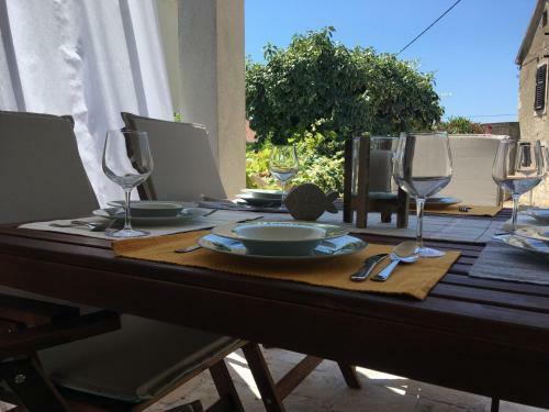 Summer House Mulac