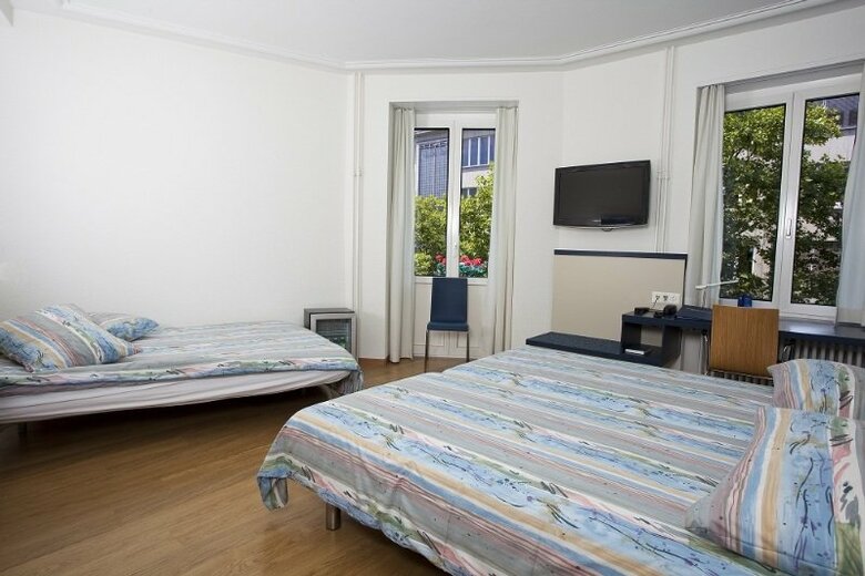 Hotel Bristol