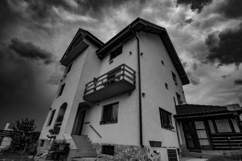 Hostal Vila Victor - Adults Only