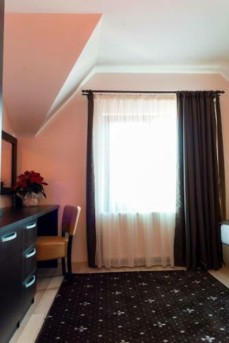 Hotel Pridvorul Haiducilor