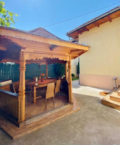 Hostal Casa Cristal