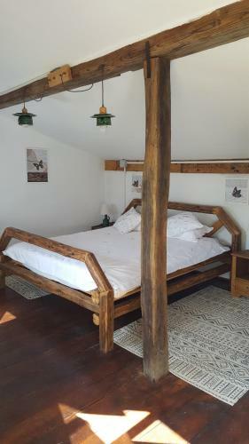 Hostal Valchid Guest House