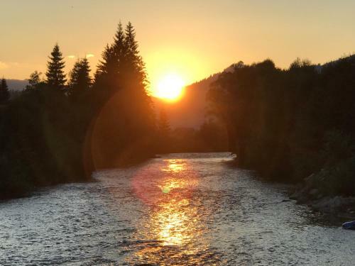 Hostal Casuta Valea Stanei