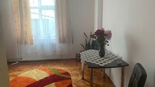 Cozy Tiny House In Turda