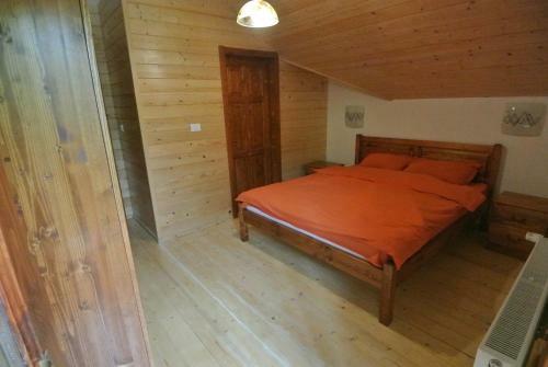 Lodge Chalet By The River