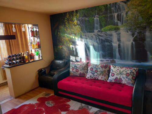 E.m.y. Apartament
