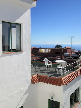 Bed & Breakfast La Palma Hostel By Pension Central