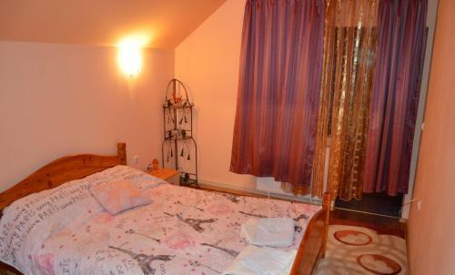 Hostal Casa Piatra Craiului