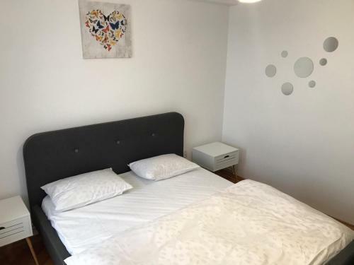 Central View Apartment