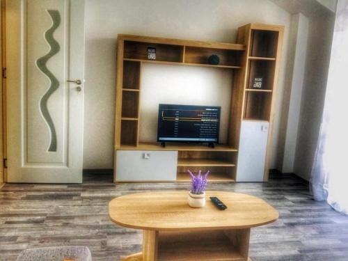 Apartament Cu 2 Camere, Spatios Si Confortabil.