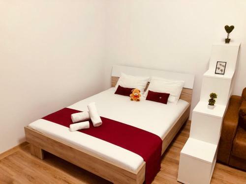 Ultra-central Modern And New Apartment