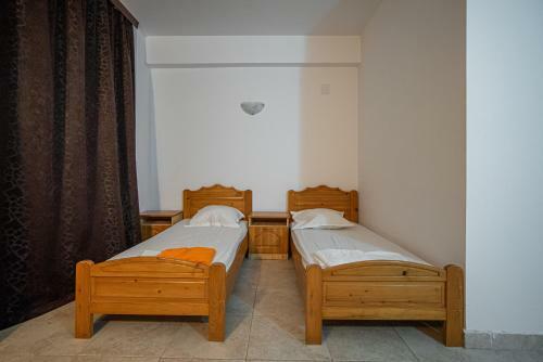 Hostal La Papu ?i Maia