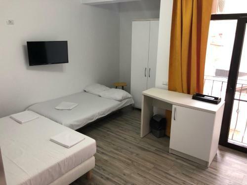 Hostal Pensiunea Crown