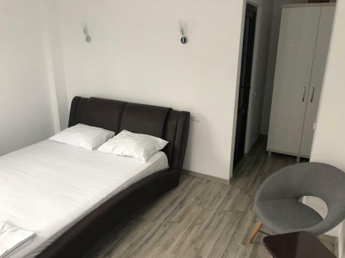 Hostal Pensiunea Crown