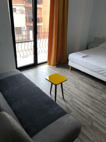 Hostal Pensiunea Crown