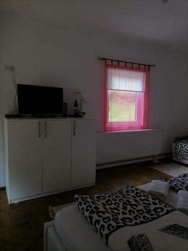 Hostal Pensiunea Izabel