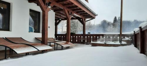 Csendes B�kk 2 Kulcsosh�z