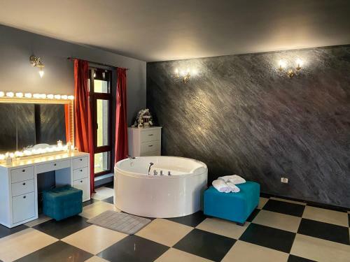 Villa Hugo's House