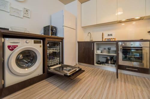 Apartamento Charming 2-bedroom, Silver Mountain, A Building