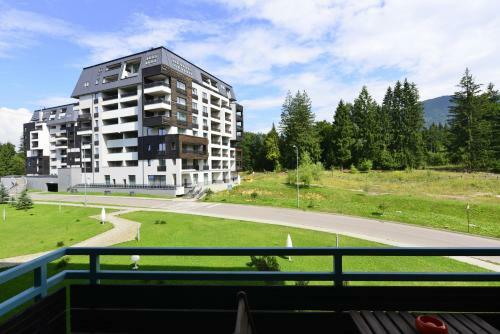 Luxury Mountain Apartment