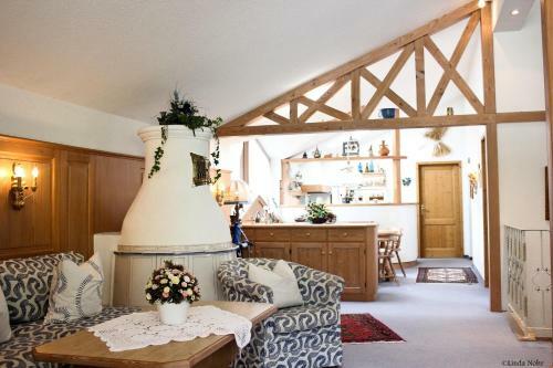 Hotel Restaurant Cafe Neu Meran