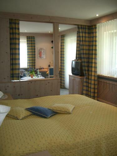 Hotel Restaurant Cafe Neu Meran