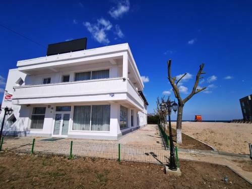 Hostal Vila Roxy