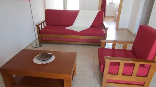 Apartamento T1 (2-4 Per.)com Piscina, Perto Da Praia